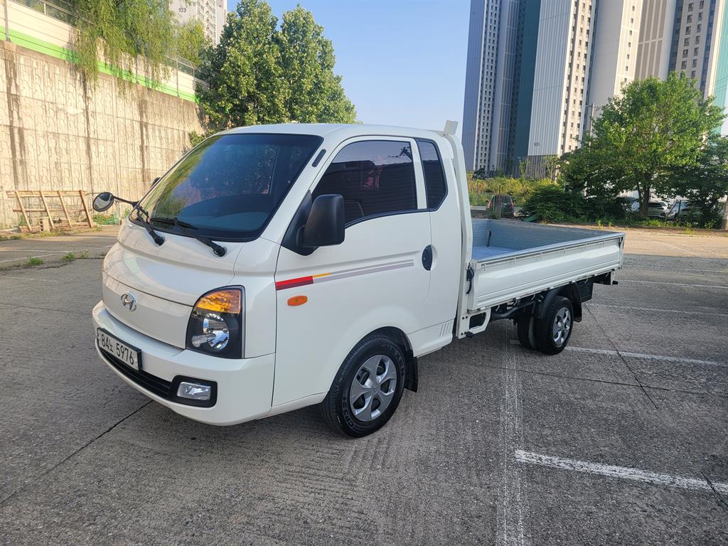Small Truck Cargo (small) - Vista 2