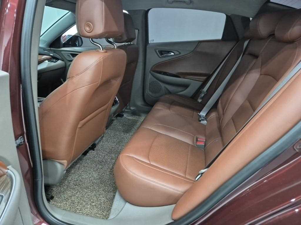 Chevrolet Malibu - Vista 12