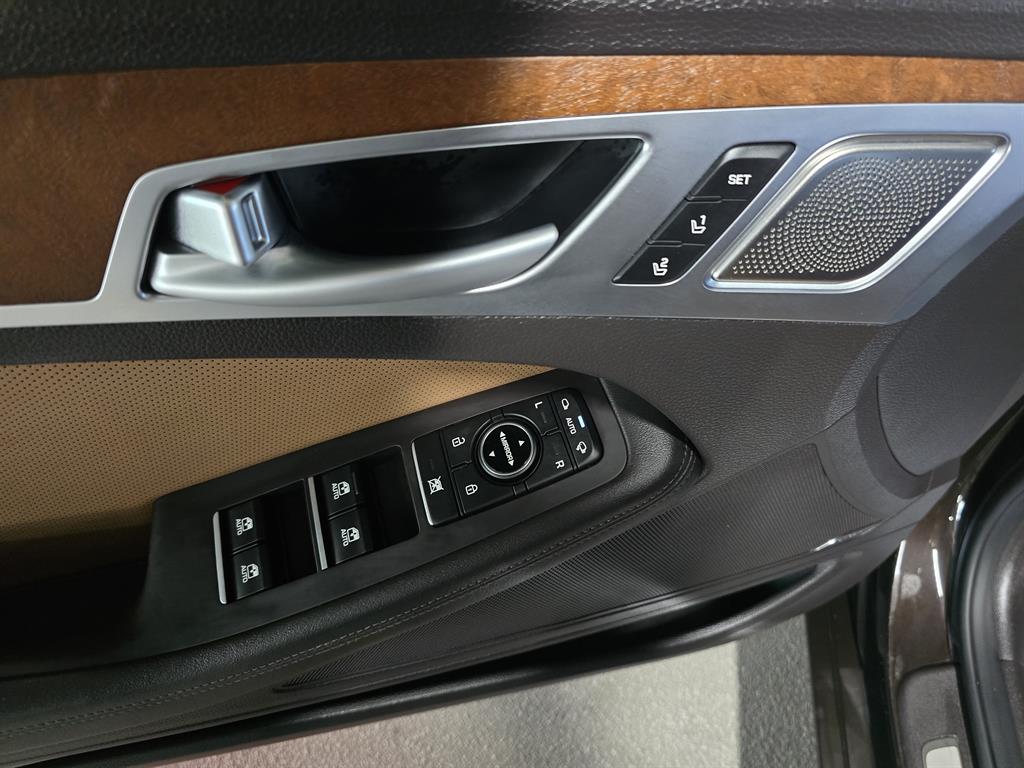 Genesis G80 - Vista 11
