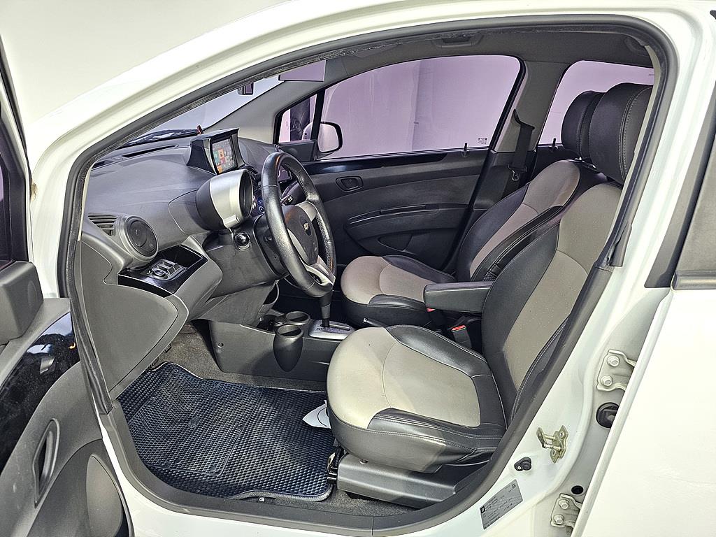 Chevrolet Spark - Vista 8