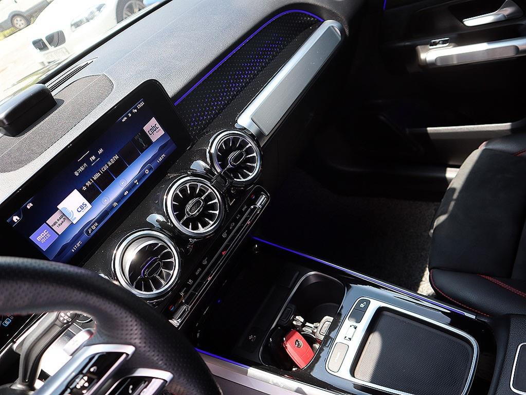 Mercedes Benz GLB Class 2025 Negro - Importación desde Corea - HF Imports Iquique - Foto 10