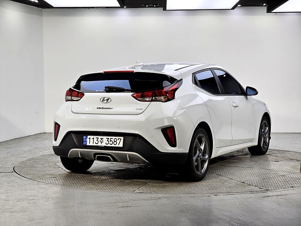 HYUNDAI Veloster - Vista 4