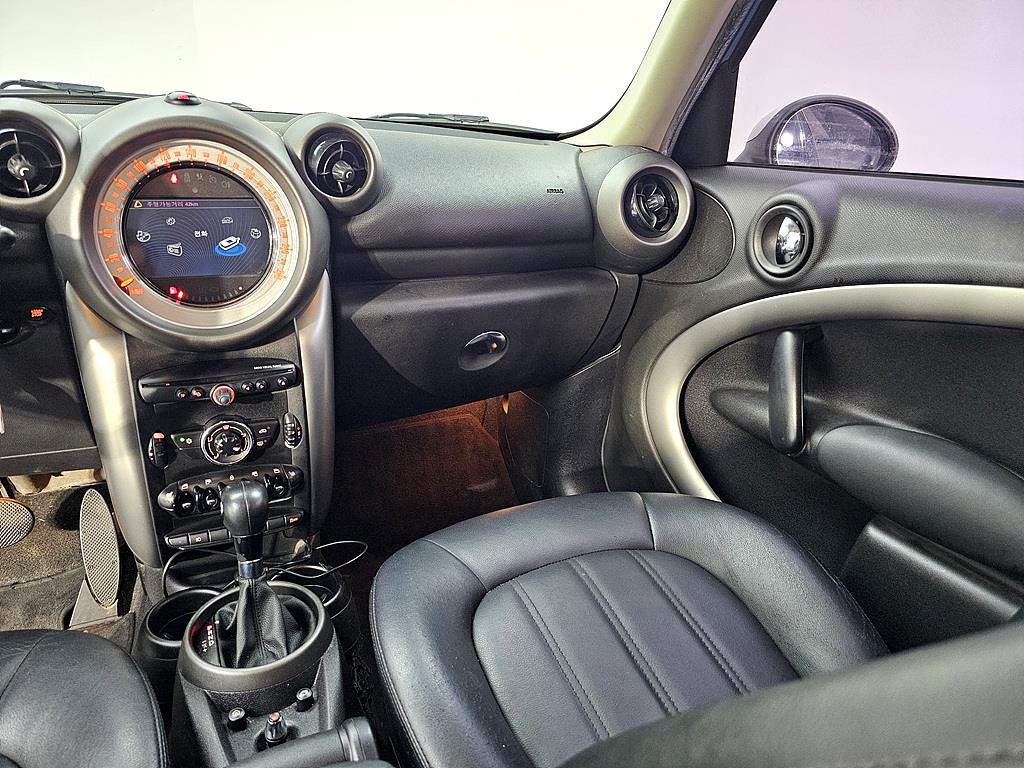 Mini Countryman - Vista 10