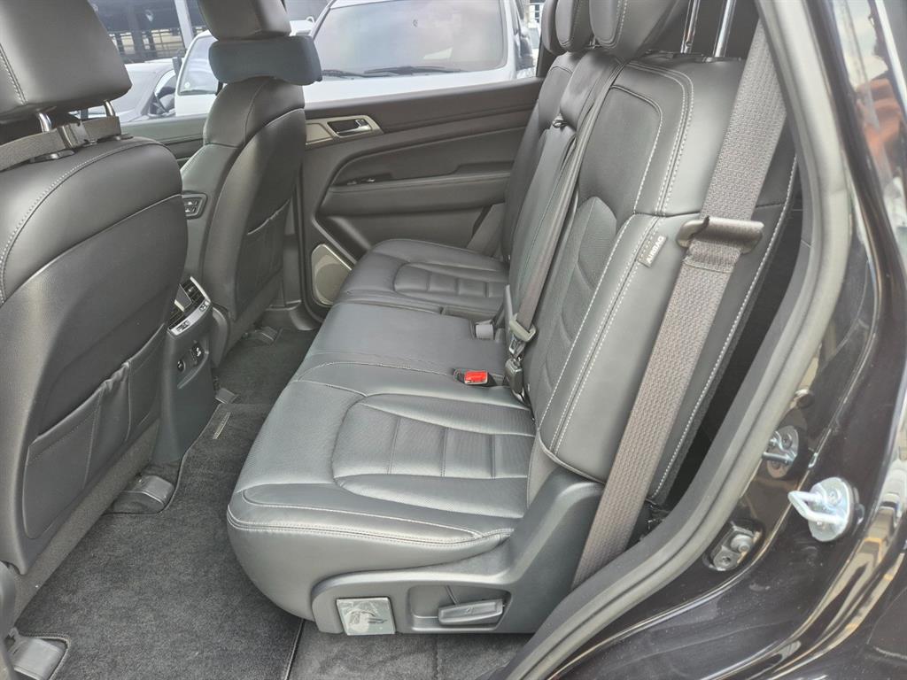 Ssangyong Rexton 2019 Negro - Importación desde Corea - HF Imports Iquique - Foto 13