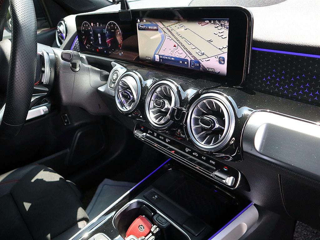Mercedes Benz GLB Class 2025 Negro - Importación desde Corea - HF Imports Iquique - Foto 11