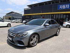 Mercedes Benz E class - Vista 4