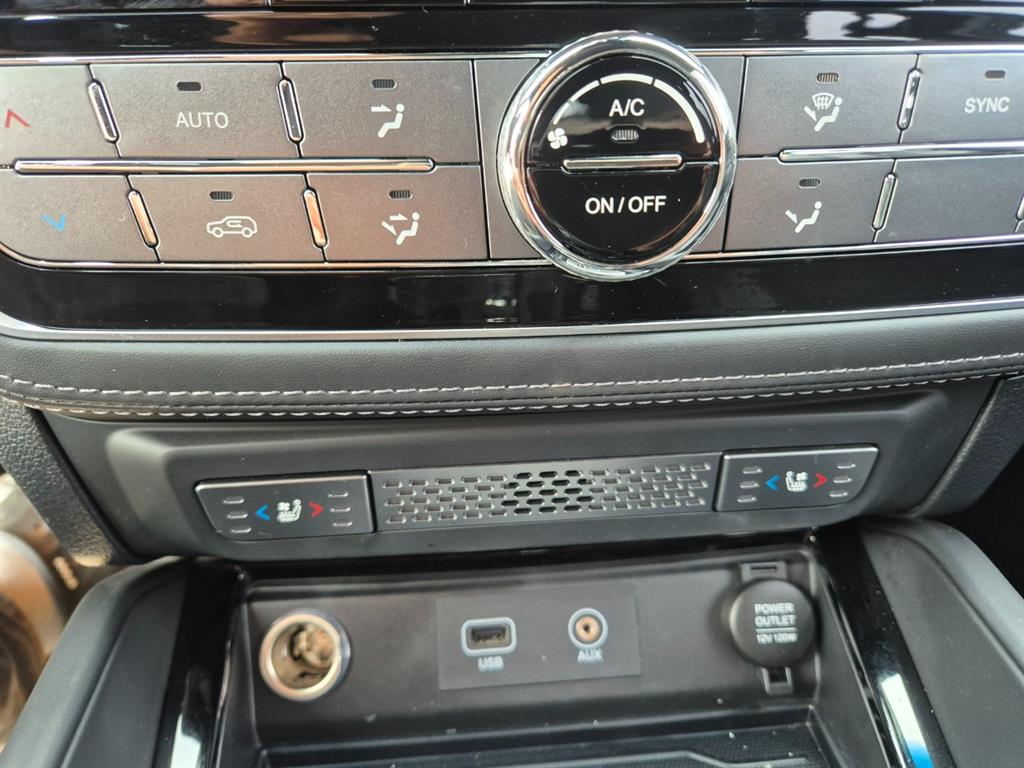 Ssangyong Rexton - Vista 11