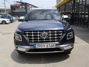 HYUNDAI Venue - Vista 4