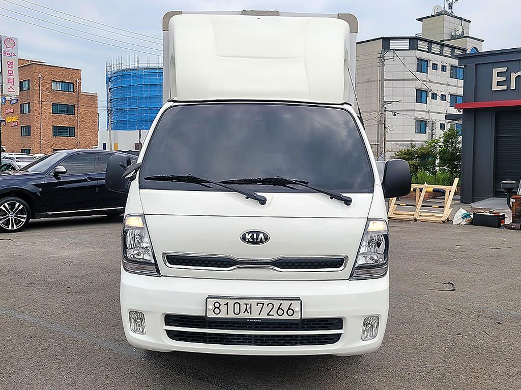 Small Truck Cargo (small) - Vista 2