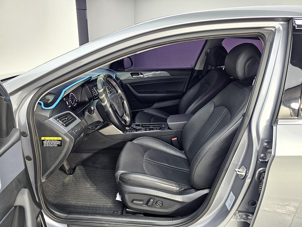 HYUNDAI Sonata - Vista 8