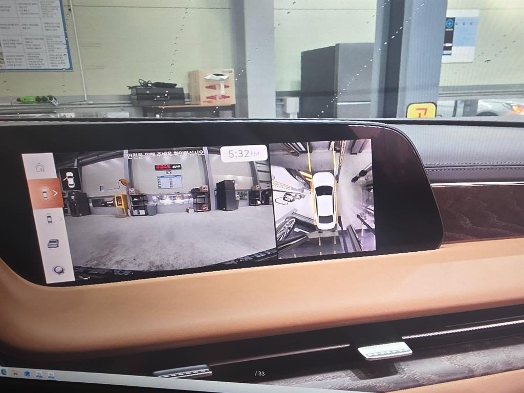 Genesis G90 - Vista 5