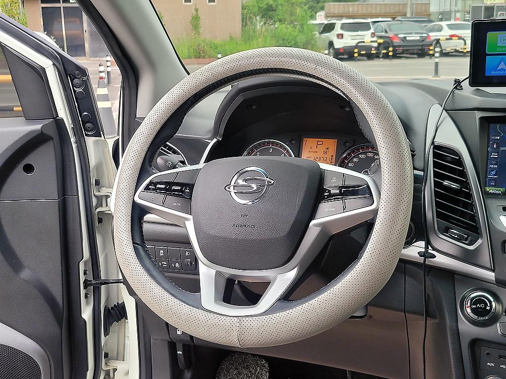 Ssangyong Korando - Vista 8