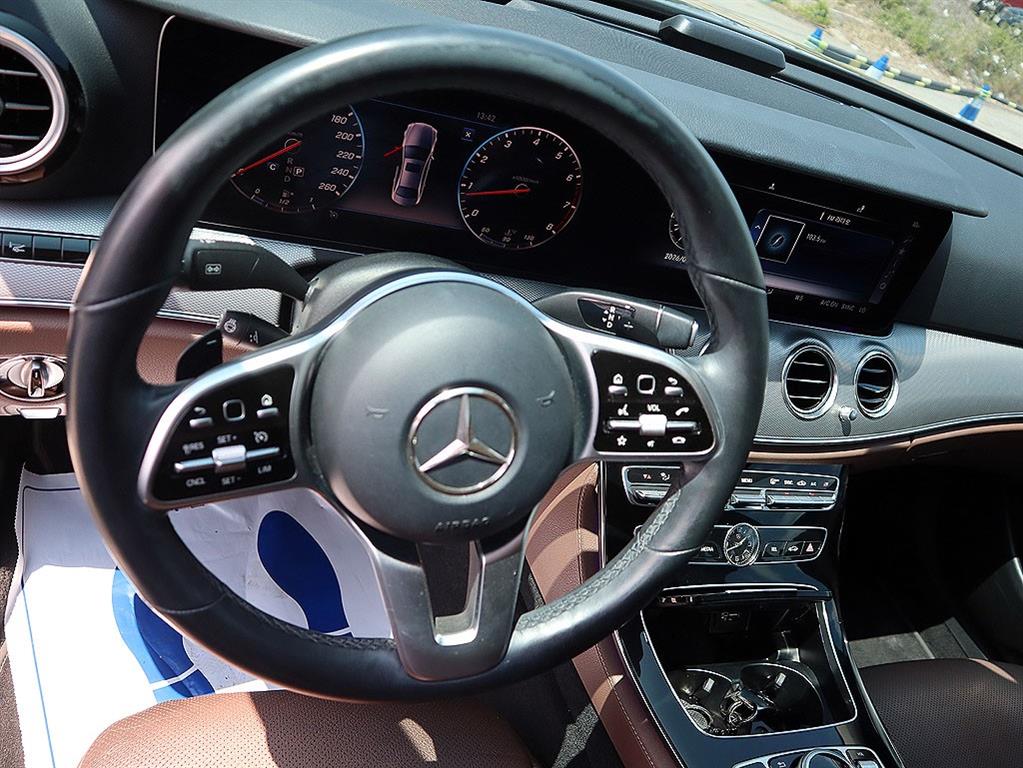 Mercedes Benz E class 2019 Gris - Importación desde Corea - HF Imports Iquique - Foto 8