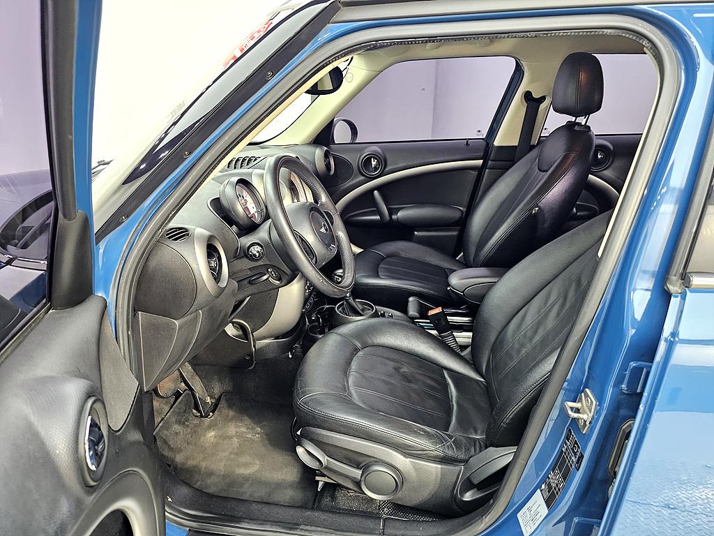 Mini Countryman - Vista 8