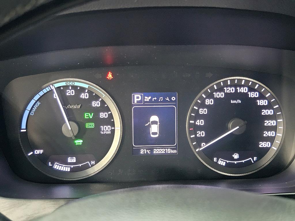 HYUNDAI Sonata - Vista 7