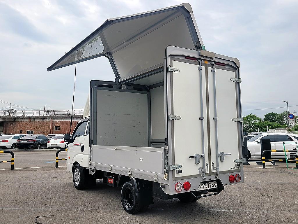 Small Truck Cargo (small) - Vista 5