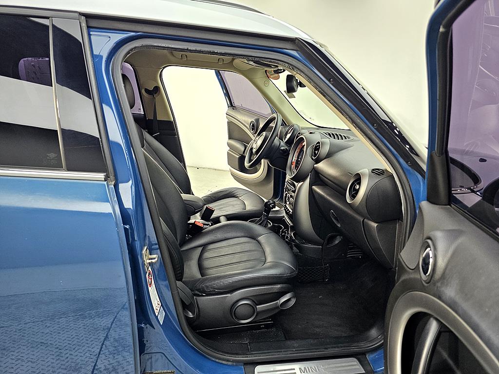 Mini Countryman - Vista 11