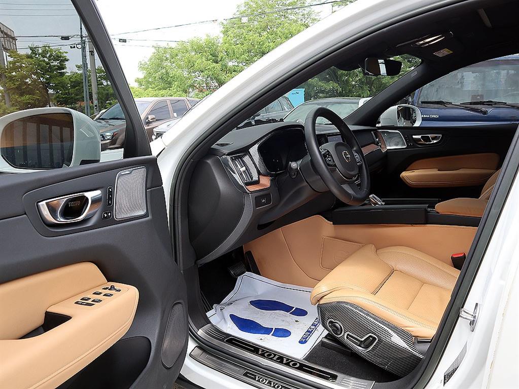 Volvo XC60 - Vista 11