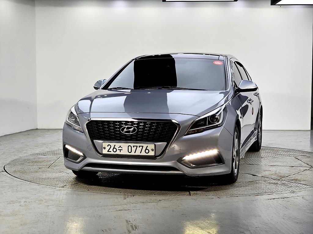 HYUNDAI Sonata - Vista 2