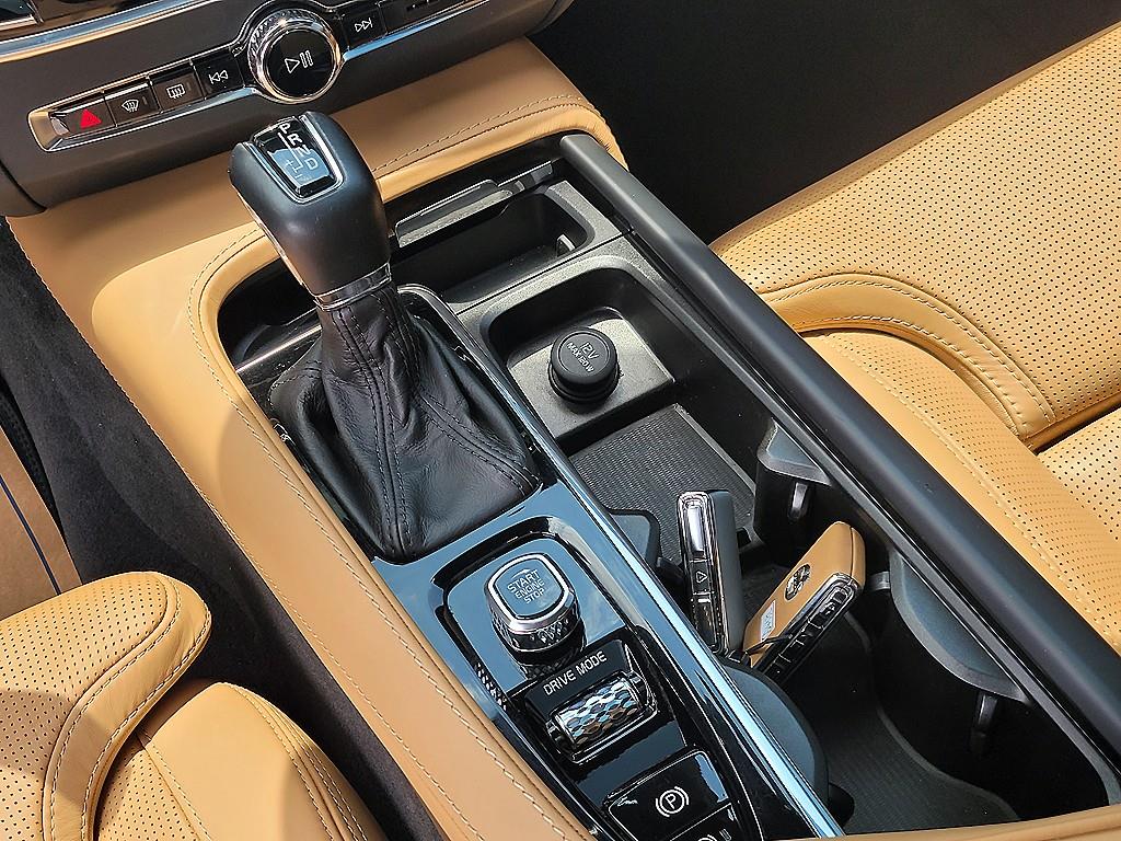 Volvo S90 - Vista 11