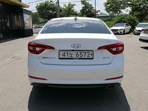 HYUNDAI Sonata - Vista 6