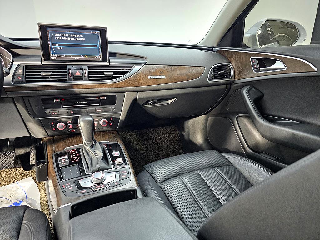 Audi A6 - Vista 10