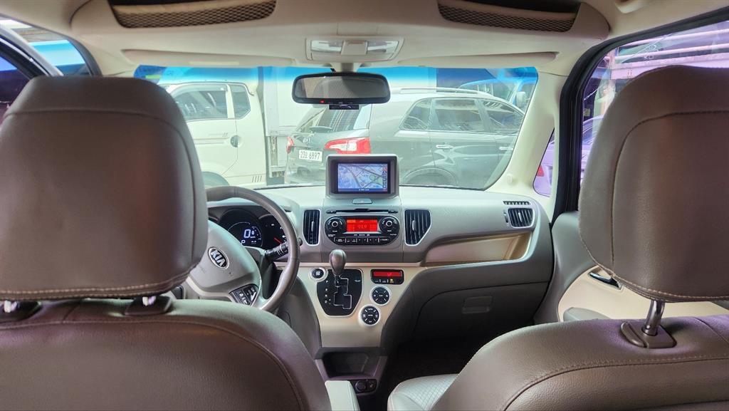 KIA Ray - Vista 5