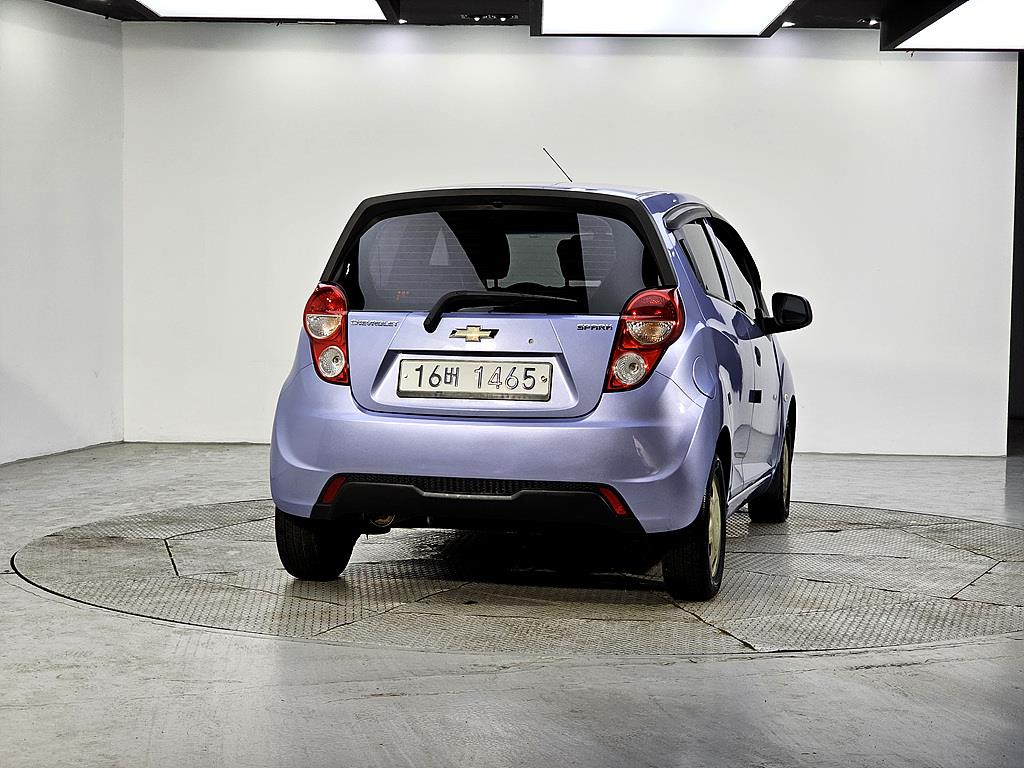 Chevrolet Spark - Vista 3