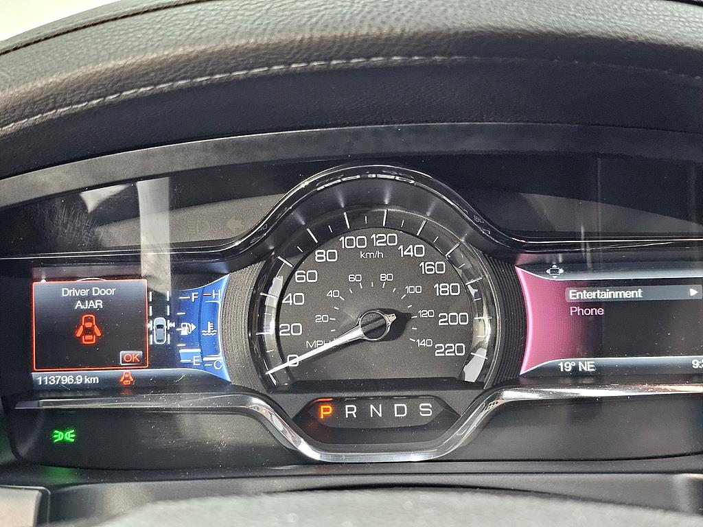 Lincoln MKS - Vista 7
