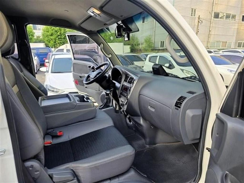 Small Truck Top_Wingbody 2023 Blanco - Importación desde Corea - HF Imports Iquique - Foto 13