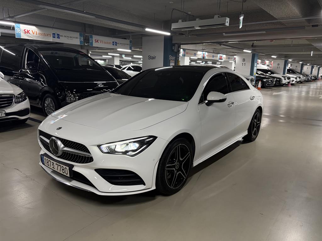 Mercedes Benz CLA Class - Vista 2