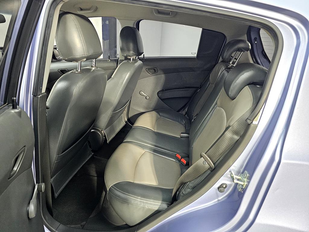 Chevrolet Spark - Vista 9