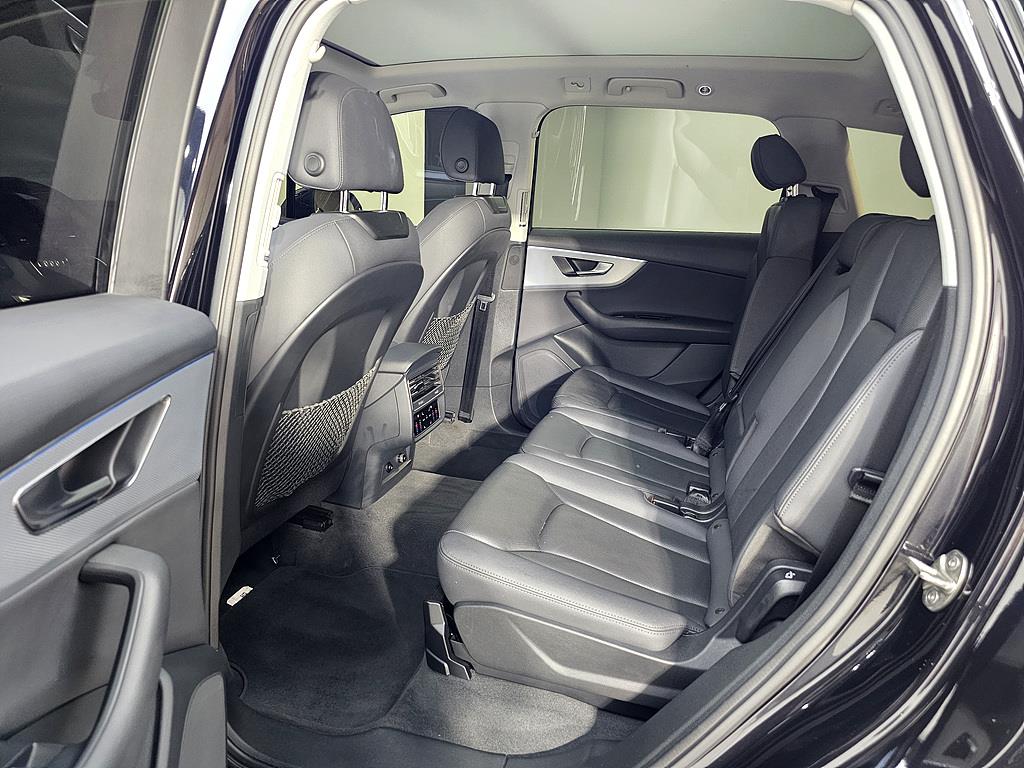 Audi Q7 - Vista 9