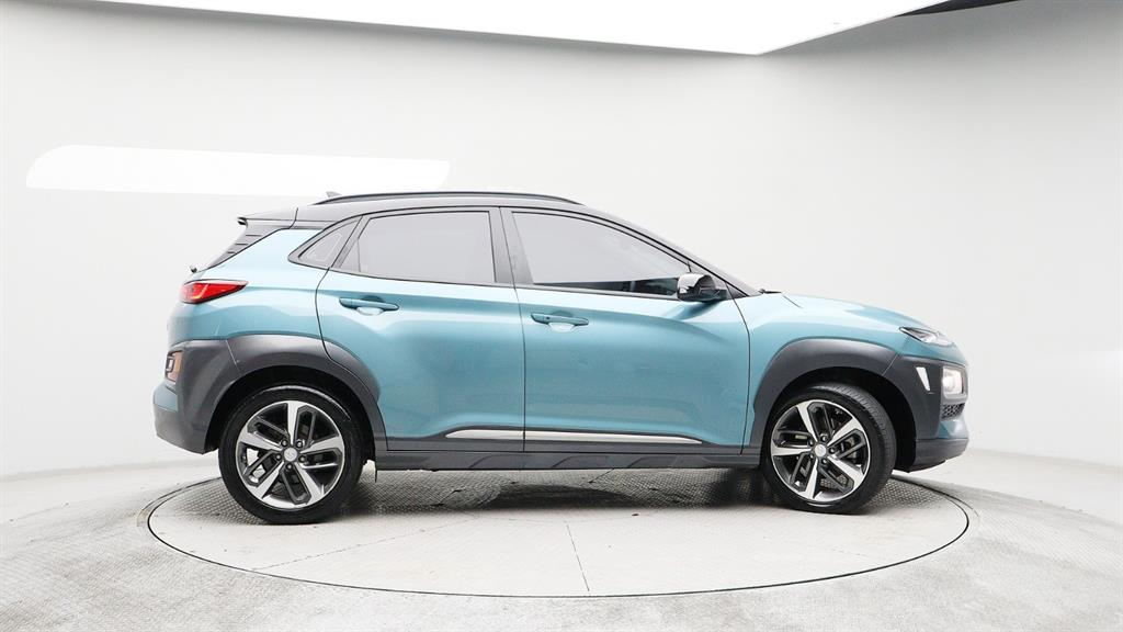 HYUNDAI Kona - Vista 7