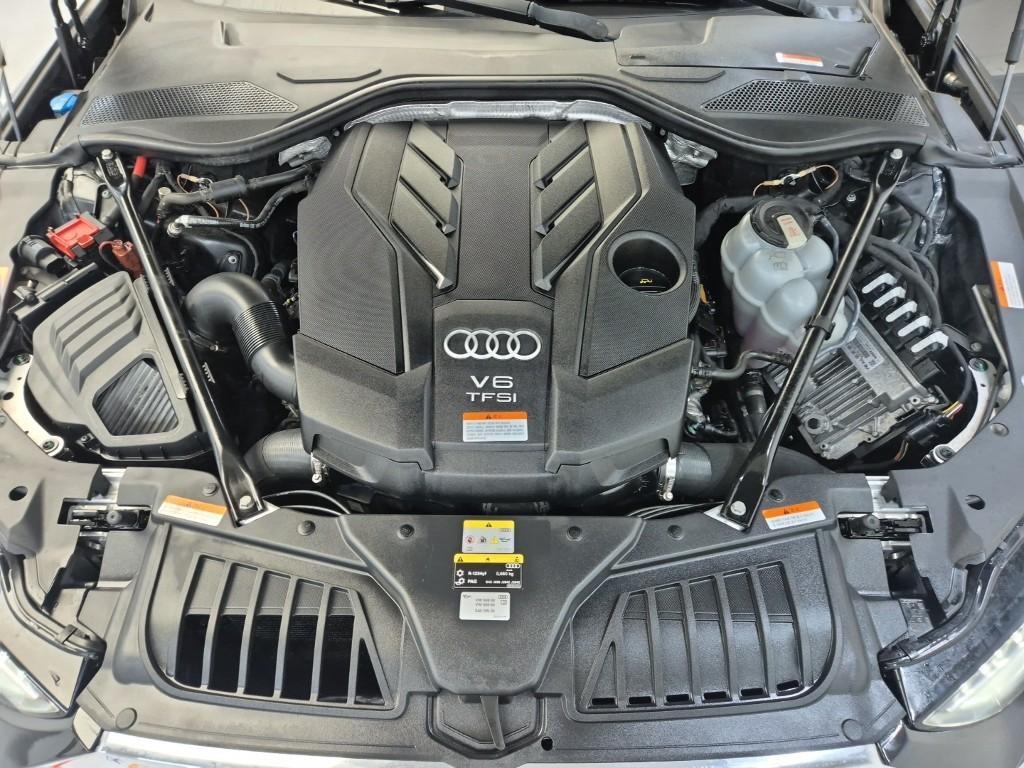 Audi A8 - Vista 5