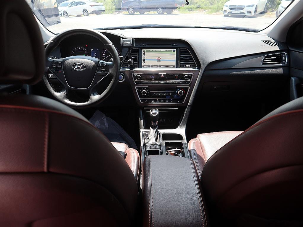 HYUNDAI Sonata - Vista 9