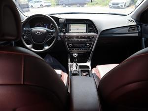 HYUNDAI Sonata - Vista 10