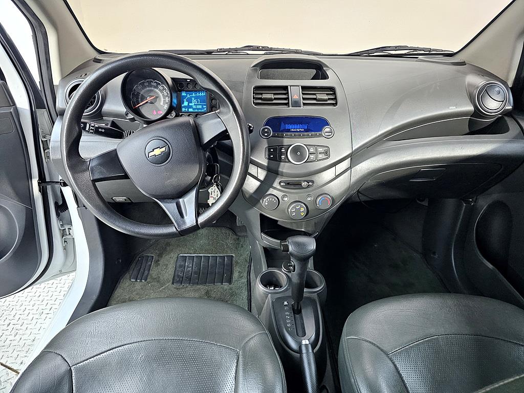 Chevrolet Spark - Vista 5