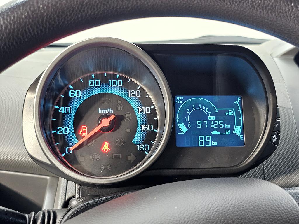 Chevrolet Spark - Vista 7