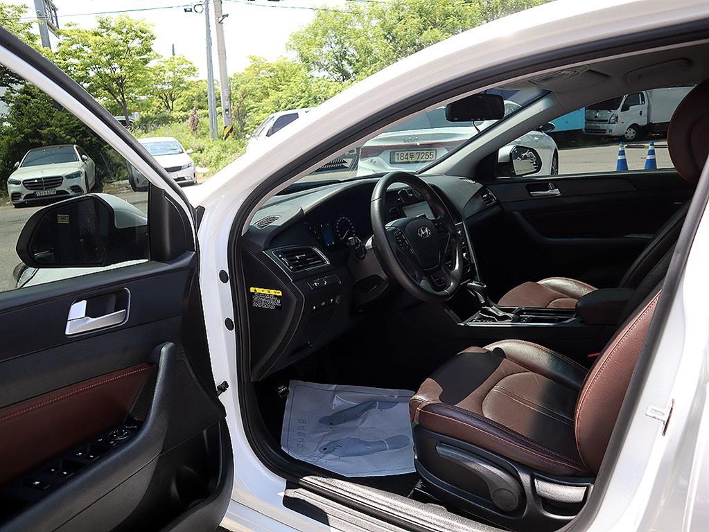 HYUNDAI Sonata - Vista 11