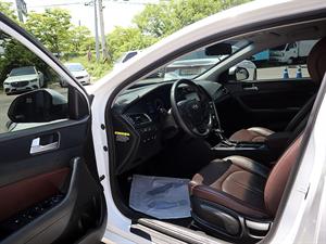 HYUNDAI Sonata - Vista 12