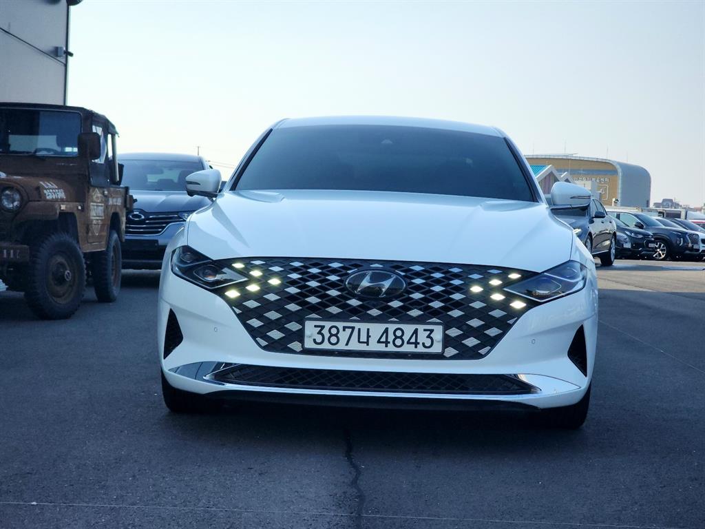 HYUNDAI Grandeur 2020 Blanco - Importación desde Corea - HF Imports Iquique - Foto 1