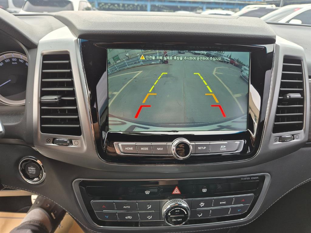 Ssangyong Rexton - Vista 9