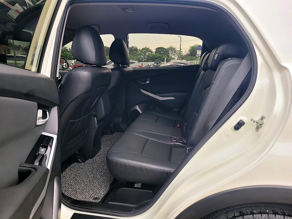 Ssangyong Korando - Vista 7