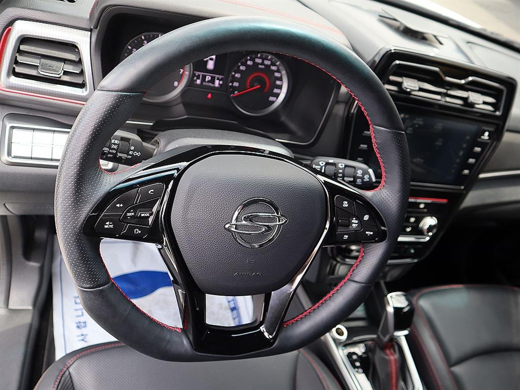 Ssangyong Tivoli 2022 Blanco - Importación desde Corea - HF Imports Iquique - Foto 8