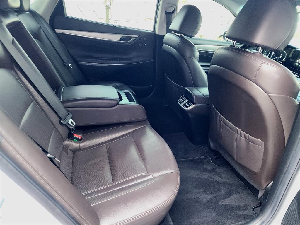 HYUNDAI Grandeur 2020 Blanco - Importación desde Corea - HF Imports Iquique - Foto 18