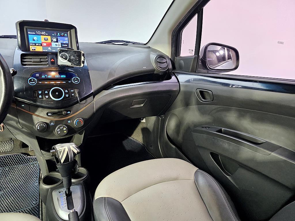 Chevrolet Spark - Vista 10