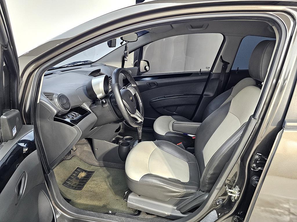 Chevrolet Spark - Vista 8