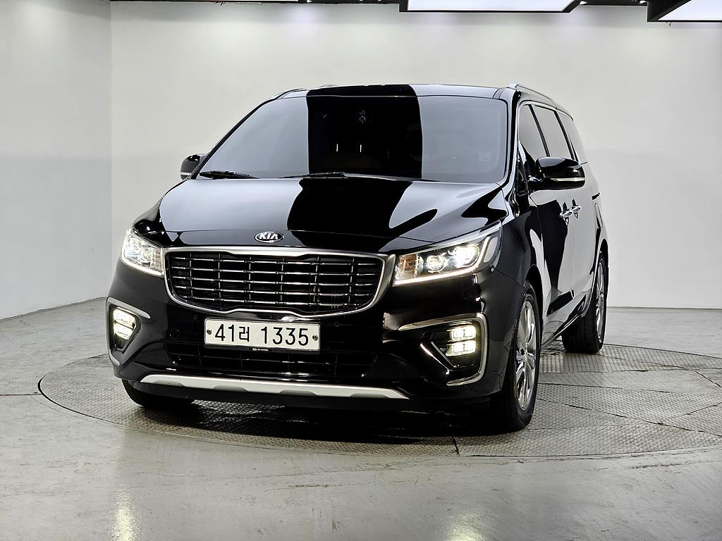 KIA Carnival - Vista 2