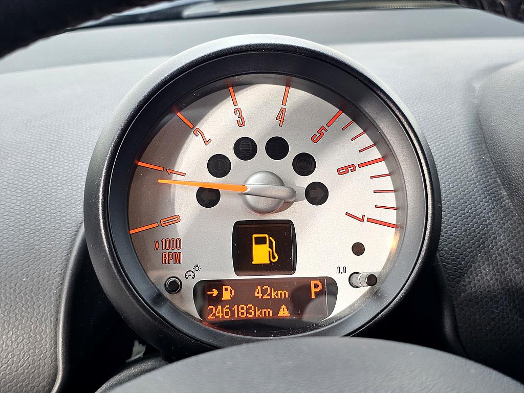 Mini Countryman - Vista 7